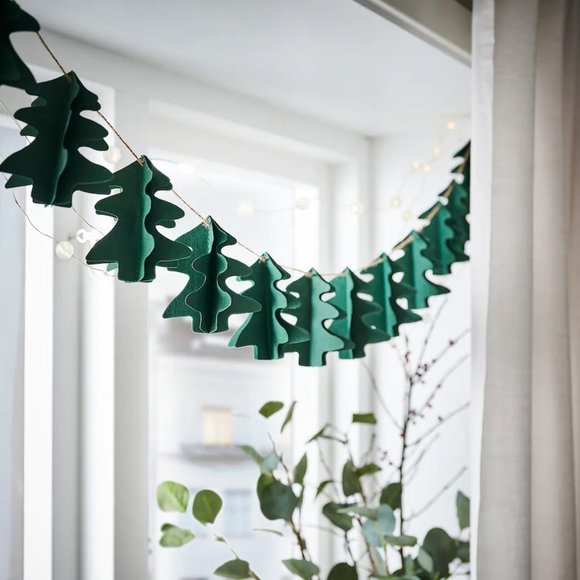 IKEA VINTER 2021 Garland, handmade Christmas tree shaped/green, 2 yard - Picture 1 of 14